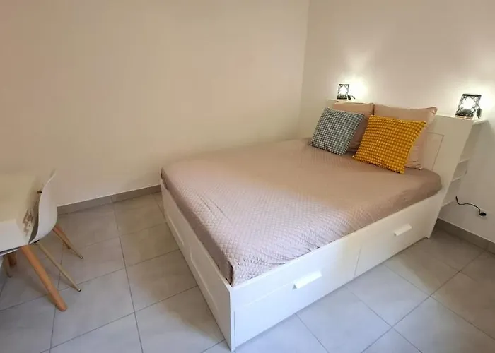 Beautiful 43m2 With Two Double Beds Everything Nearby Apartmán *