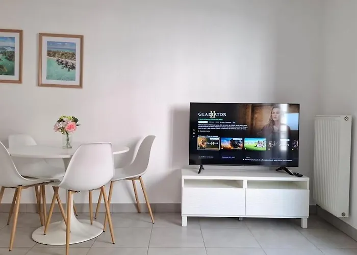 Apartmán Beautiful 43m2 With Two Double Beds Everything Nearby Nice